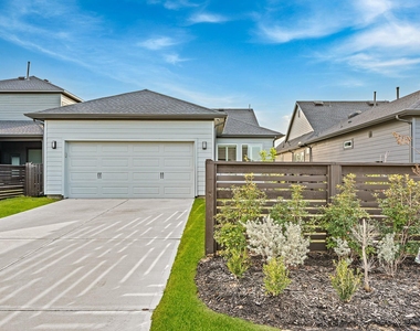 18530 Joyous Lane - Photo Thumbnail 25