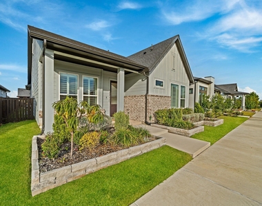18530 Joyous Lane - Photo Thumbnail 2