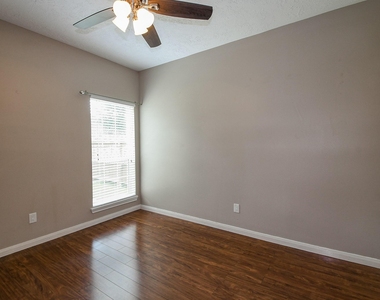 21818 Windsor Castle Drive - Photo Thumbnail 24