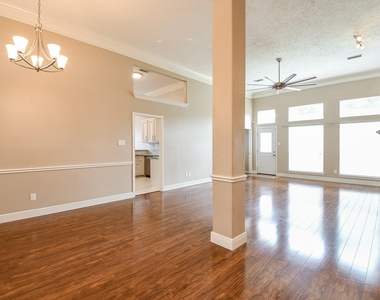 21818 Windsor Castle Drive - Photo Thumbnail 3