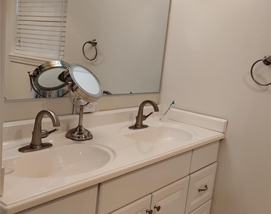 5431 Grape Street - Photo Thumbnail 23