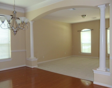 2510 Cambria Court - Photo Thumbnail 6