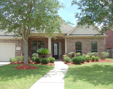 2510 Cambria Court - Photo Thumbnail 2