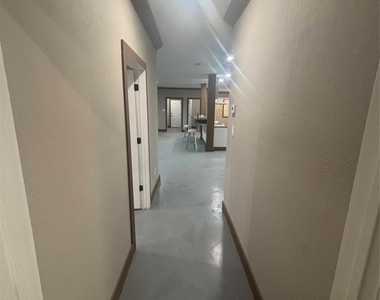 9480 Plum Grove Road - Photo Thumbnail 7