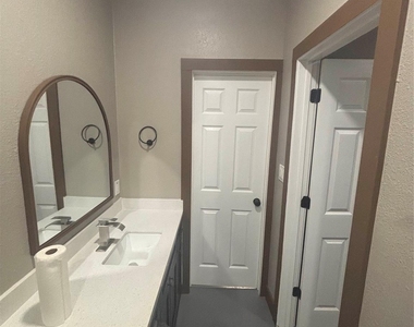 9480 Plum Grove Road - Photo Thumbnail 4