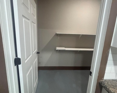 9480 Plum Grove Road - Photo Thumbnail 17