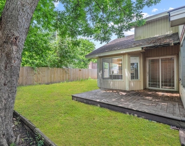 7815 Royan Drive - Photo Thumbnail 8
