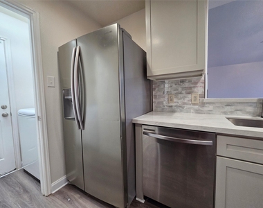 10903 Windfern Lakes Street - Photo Thumbnail 5