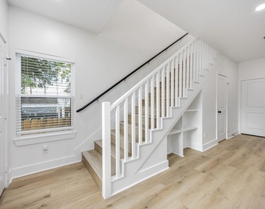 3327 Cornell Street - Photo Thumbnail 18