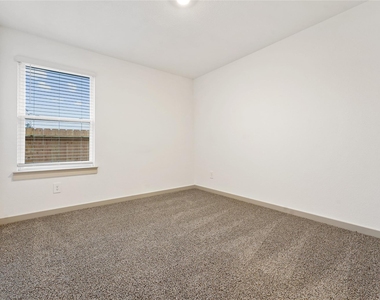 714 Boer Plains Drive - Photo Thumbnail 2
