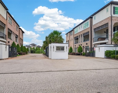 2713 Kinsley Oaks Drive - Photo Thumbnail 45