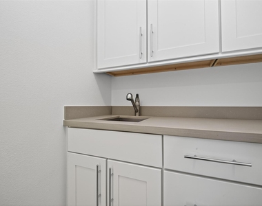 2713 Kinsley Oaks Drive - Photo Thumbnail 27