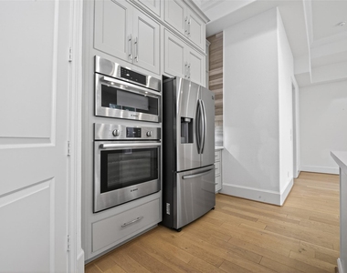 2713 Kinsley Oaks Drive - Photo Thumbnail 16