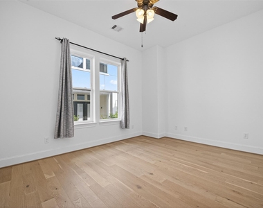 2713 Kinsley Oaks Drive - Photo Thumbnail 31