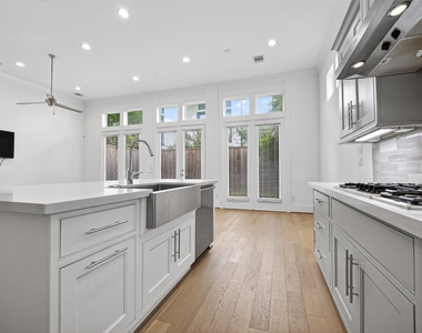 2713 Kinsley Oaks Drive - Photo Thumbnail 15