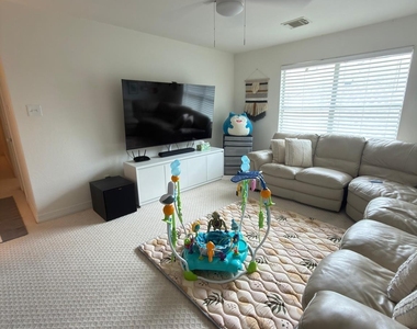 16927 Locust Springs Drive - Photo Thumbnail 21