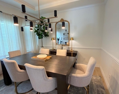 16927 Locust Springs Drive - Photo Thumbnail 9