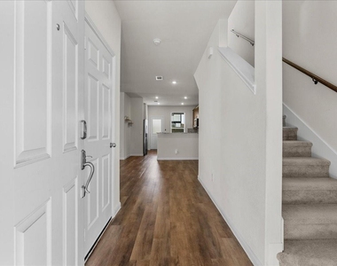12615 Baker Bend Street - Photo Thumbnail 3