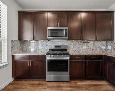 12615 Baker Bend Street - Photo Thumbnail 11