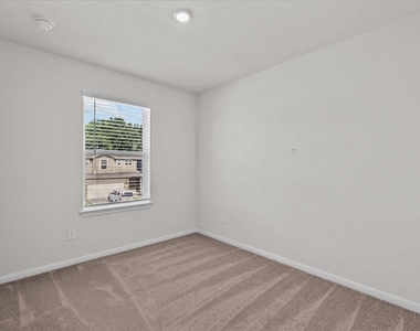 12615 Baker Bend Street - Photo Thumbnail 18