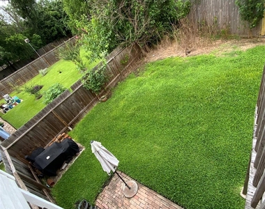 5027 Kleinway Dr - Photo Thumbnail 16