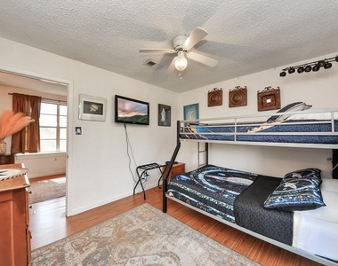 17018 Water Oak Drive - Photo Thumbnail 30