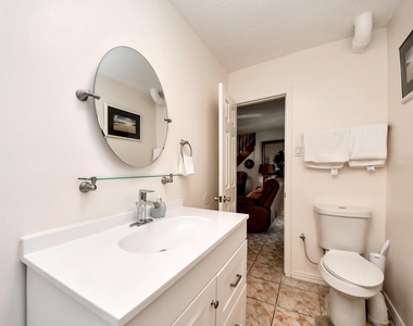 17018 Water Oak Drive - Photo Thumbnail 29