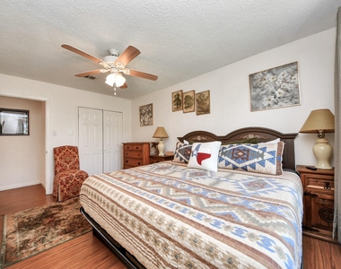 17018 Water Oak Drive - Photo Thumbnail 39