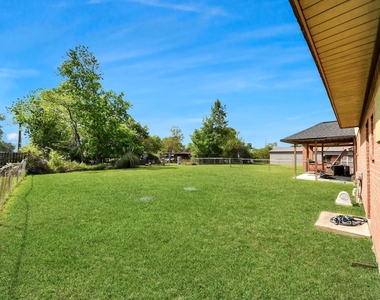 17018 Water Oak Drive - Photo Thumbnail 45