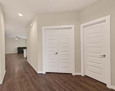 28419 Hazel Trail - Photo Thumbnail 5