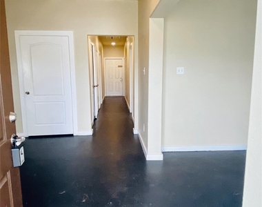 3126 Molly Drive - Photo Thumbnail 1