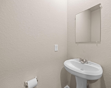 22011 Grand Majestic Drive - Photo Thumbnail 17