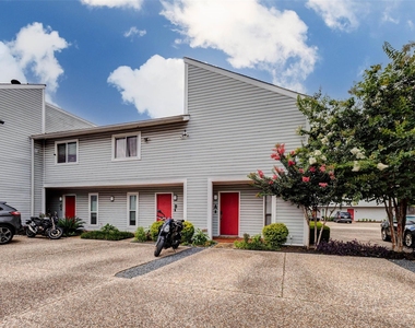 1212 Fairview Avenue - Photo Thumbnail 24