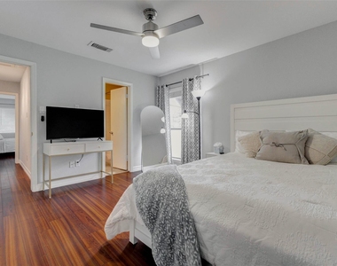 1212 Fairview Avenue - Photo Thumbnail 19