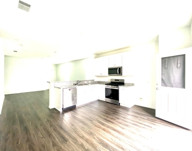 11750 Armadale Drive - Photo Thumbnail 7