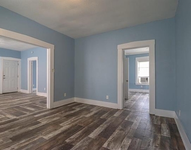 2237 North Street - Photo Thumbnail 7