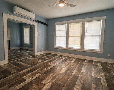 2237 North Street - Photo Thumbnail 5