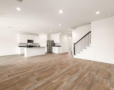 3023 Sycamore Run Lane - Photo Thumbnail 12