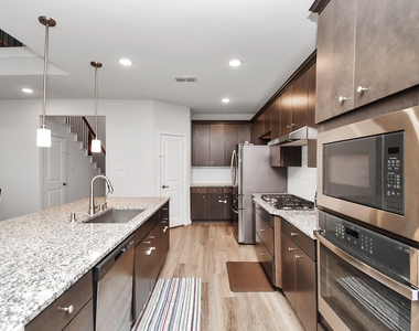 5411 Cavall Road - Photo Thumbnail 8