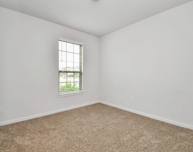 5411 Cavall Road - Photo Thumbnail 10