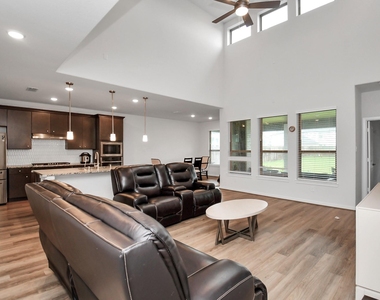 5411 Cavall Road - Photo Thumbnail 11