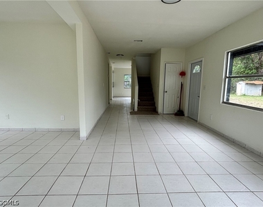 2150 Panama Avenue - Photo Thumbnail 3