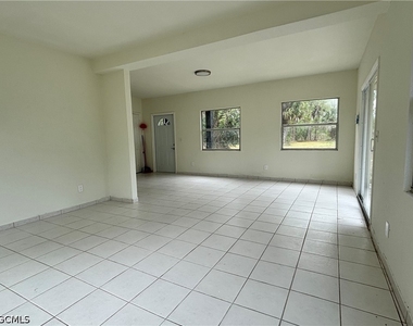 2150 Panama Avenue - Photo Thumbnail 6