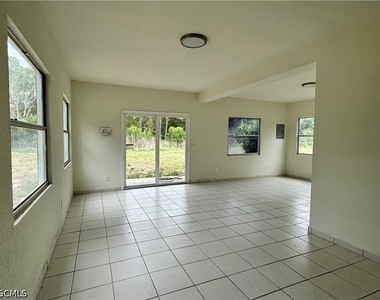 2150 Panama Avenue - Photo Thumbnail 4