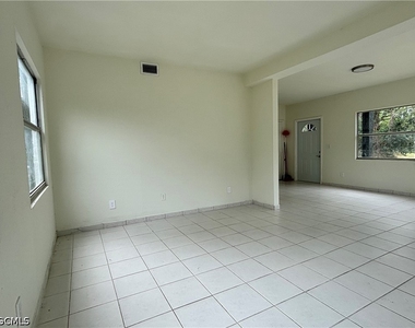 2150 Panama Avenue - Photo Thumbnail 7