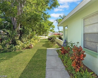 3510 Se 2nd Avenue - Photo Thumbnail 1