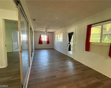 3510 Se 2nd Avenue - Photo Thumbnail 5