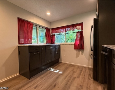 3510 Se 2nd Avenue - Photo Thumbnail 14
