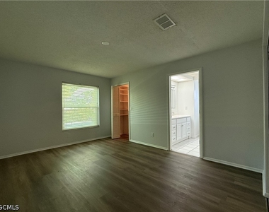3510 Se 2nd Avenue - Photo Thumbnail 8