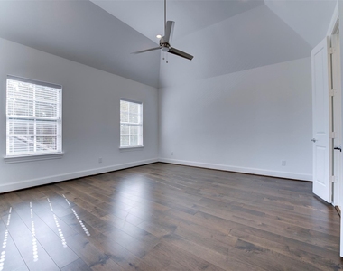 4947 Rusk Street - Photo Thumbnail 14